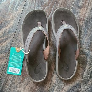Womens Olukai Ohana flip flops size 8